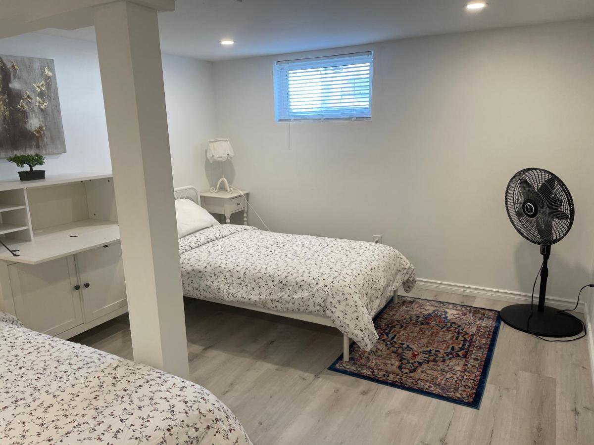 Newly Renovated 2 Bedroom 1 Ba *10 Min Walk To Falls* Niagarawatervallen Buitenkant foto